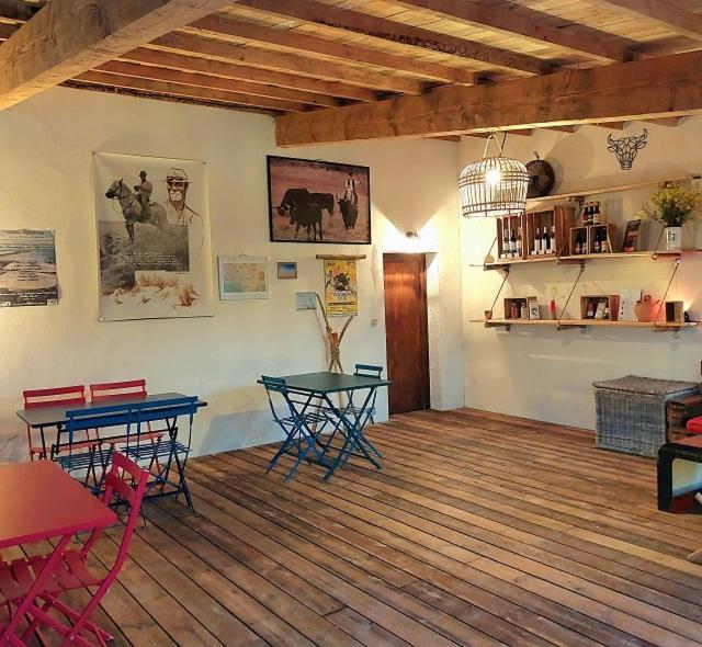 Mas Constantin Appartement Salin-de-Giraud Buitenkant foto
